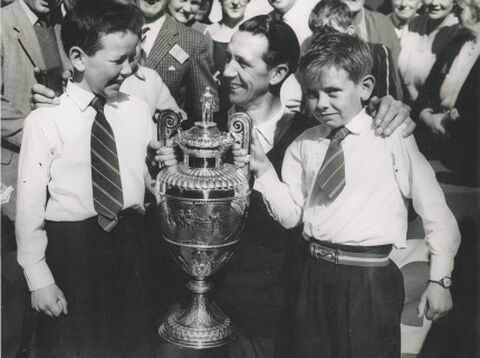 1958
